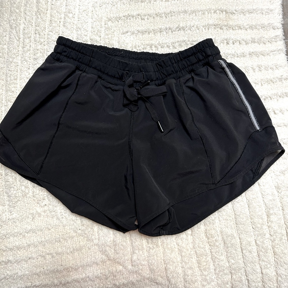 lululemon tracker shorts